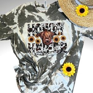 Howdy Heifer - Cow Bleached T-Shirt